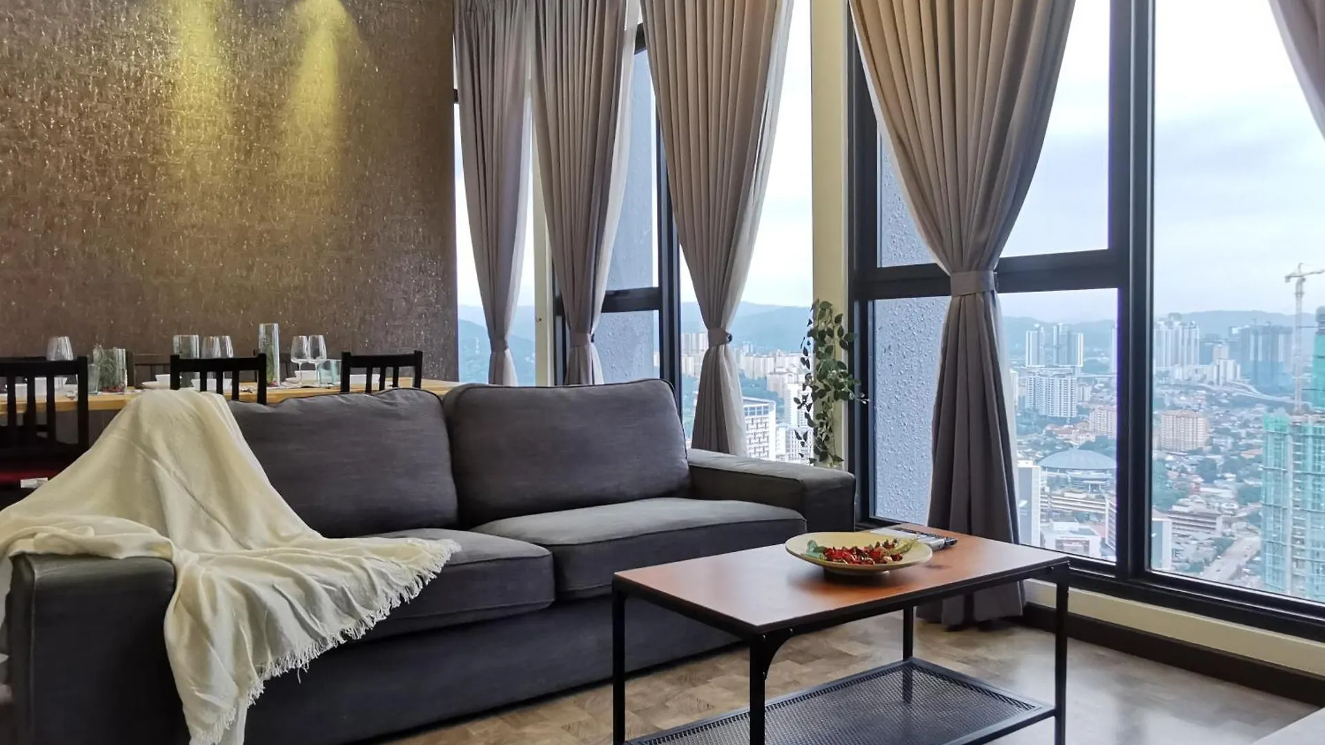 Expressionz Designer Suites Host By Aurora Premium Stay Kuala Lumpur